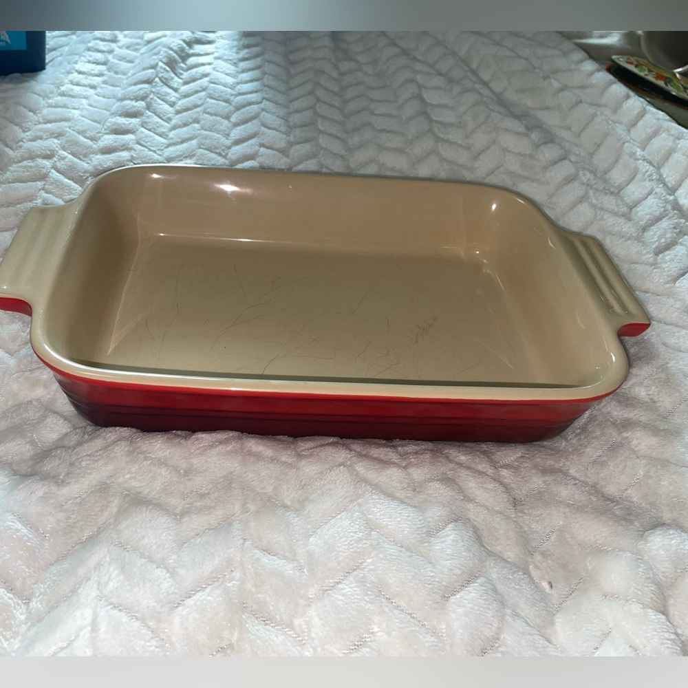 Le Creuset 1.8 qt. 1.8 qt. [10.5" x 7"] Rectangular Dish - Picture 3 of 9